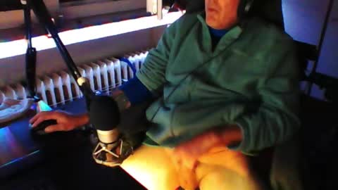        call me  Stefan online show from 09/26/25, 05:39