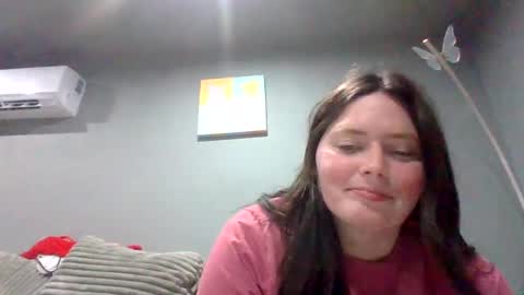 Snapshot of luckygirl96 chatting on 09/30/25, 12:48 luckygirl96 online show from 09/30/25, 12:48
