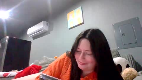 Snapshot of luckygirl96 chatting on 10/01/25, 01:00 luckygirl96 online show from 10/01/25, 01:00