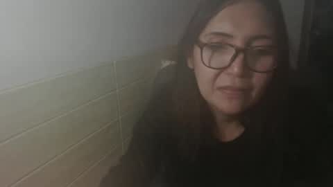 angelisa online show from 12/17/25, 09:21