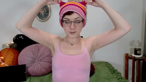 Jade online show from 10/28/25, 12:19