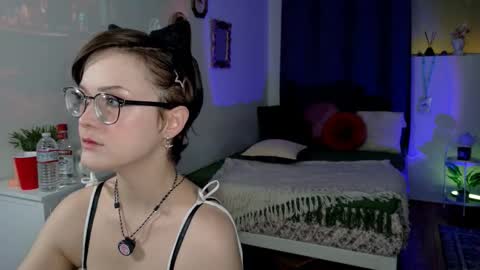 Jade online show from 01/12/26, 03:34