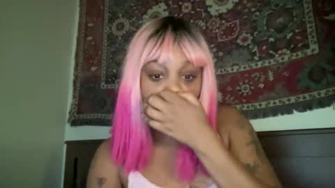 Snapshot of luckylaci777 chatting on 09/23/25, 08:01 luckylaci777 online show from 09/23/25, 08:01