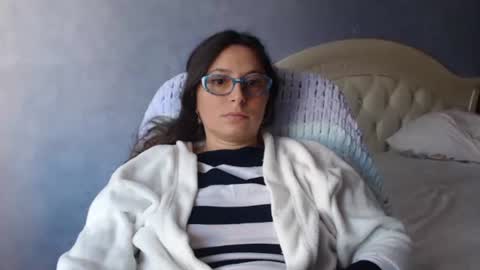 luckylinda23 online show from 10/15/25, 09:20