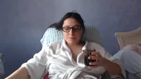 luckylinda23 online show from 03/23/26, 10:30