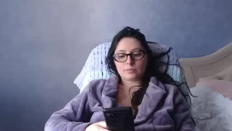 luckylinda23 online show from 04/23/26, 08:24