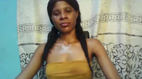 Snapshot of luckymadequeen chatting on 02/20/25, 10:59 Gloria online show from 02/20/25, 10:59