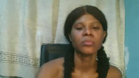 Snapshot of luckymadequeen chatting on 09/28/25, 11:10 Gloria online show from 09/28/25, 11:10