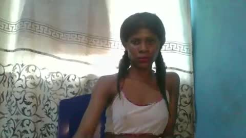 Snapshot of luckymadequeen chatting on 03/28/26, 06:46 Gloria online show from 03/28/26, 06:46