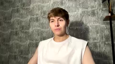 Snapshot of luckymenchik chatting on 11/11/25, 02:39 Ricky online show from 11/11/25, 02:39