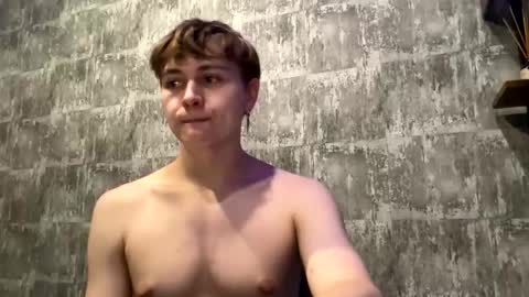 Snapshot of luckymenchik chatting on 11/14/25, 12:09 Ricky online show from 11/14/25, 12:09