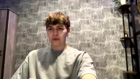 Snapshot of luckymenchik chatting on 11/20/25, 11:04 Ricky online show from 11/20/25, 11:04