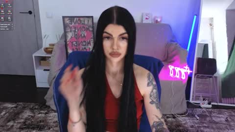 Monika online show from 11/11/25, 04:18