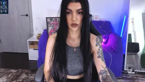 Monika online show from 12/04/25, 04:16