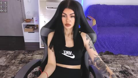 Monika online show from 04/08/26, 08:36