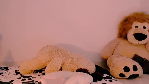 luckysapphire777 online show from 02/06/25, 11:10