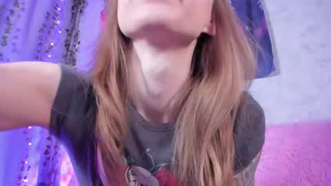 Alisa online show from 04/21/26, 06:09