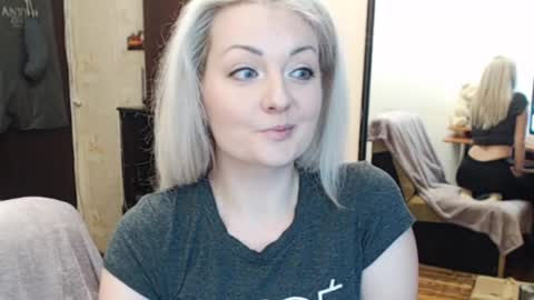 LuckyShot online show from 01/12/26, 05:07