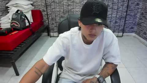 Snapshot of luckyy_boy_ chatting on 04/21/26, 10:45 Lucky online show from 04/21/26, 10:45