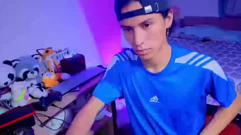 Lu Independent Model online show from 09/20/25, 12:22