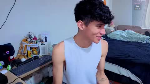 Lu Independent Model online show from 11/23/25, 09:14