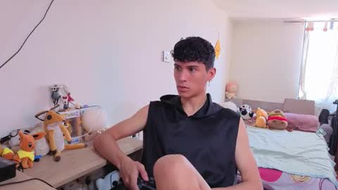 Lu Independent Model online show from 02/04/26, 03:18