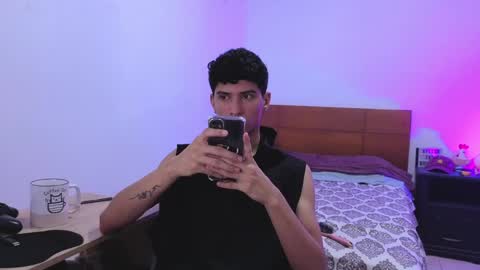 Lu Independent Model online show from 04/05/26, 03:26