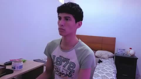 Lu Independent Model online show from 04/20/26, 10:11