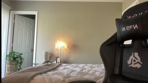 Lucy online show from 04/06/26, 10:00