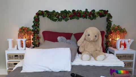 Lucy online show from 03/09/25, 12:20