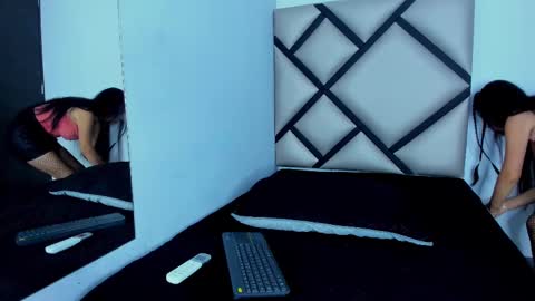 Snapshot of lucy__23 chatting on 09/10/25, 04:56 online show from 09/10/25, 04:56