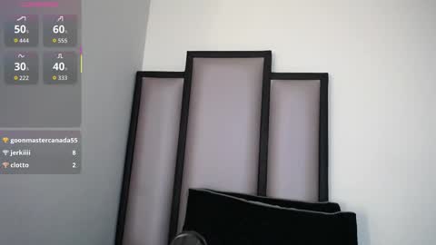 Snapshot of lucy__23 chatting on 09/28/25, 04:12 online show from 09/28/25, 04:12