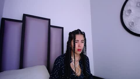 Snapshot of lucy__23 chatting on 11/23/25, 04:23 online show from 11/23/25, 04:23