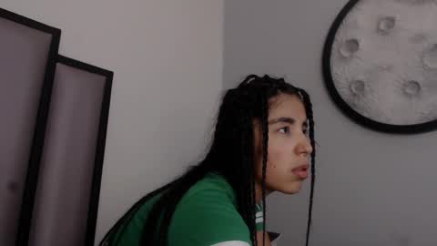 Snapshot of lucy__23 chatting on 12/05/25, 05:27 online show from 12/05/25, 05:27