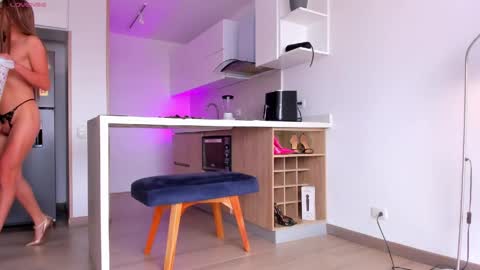 Hello my name is Lucy nice to meet you  thumb up is important for me kisses     online show from 03/27/26, 03:12