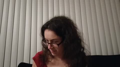 Lucy online show from 02/06/25, 01:43