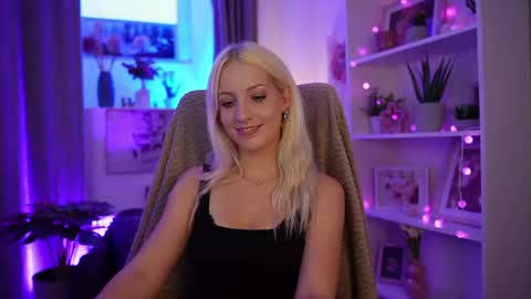 Cutie Lucy online show from 07/18/26, 06:12