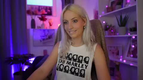 Cutie Lucy online show from 07/22/26, 06:11