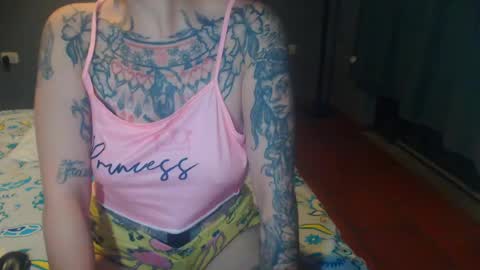 Lucia online show from 05/25/26, 11:11