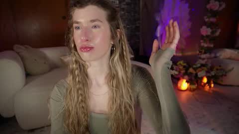 Lucy. online show from 03/11/26, 02:17