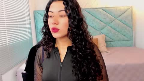 Lucy Greys online show from 03/18/26, 02:42