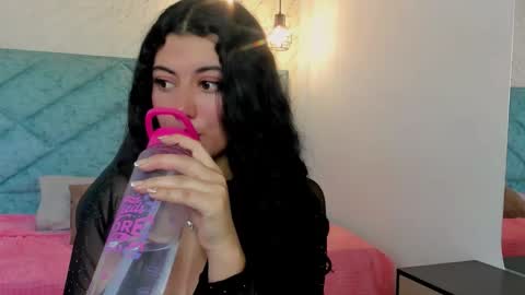 Lucy Greys online show from 03/30/26, 11:44