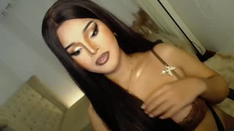    MONA    online show from 03/09/25, 06:21