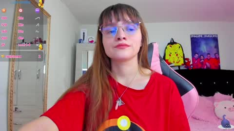 Snapshot of lucy_hess_ chatting on 12/10/24, 05:11 Lucy online show from 12/10/24, 05:11