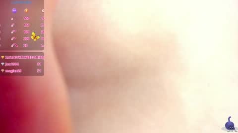 Snapshot of lucy_hess_ chatting on 01/14/25, 03:57 Lucy online show from 01/14/25, 03:57