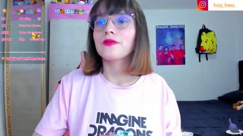 Snapshot of lucy_hess_ chatting on 10/21/25, 07:58 Lucy online show from 10/21/25, 07:58