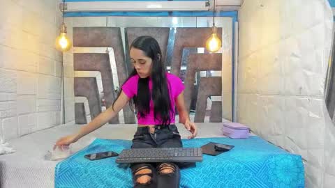 Lucy unlimit come back here  online show from 03/28/26, 02:22