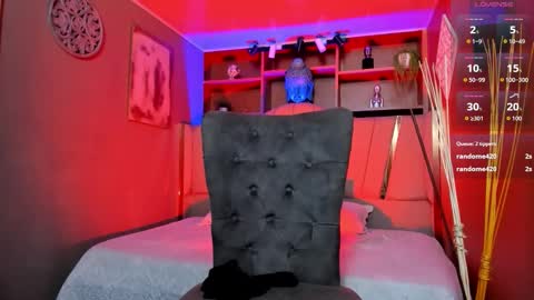 Lucy  online show from 11/08/25, 11:43