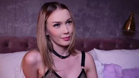 LucyAddison online show from 07/19/26, 03:32