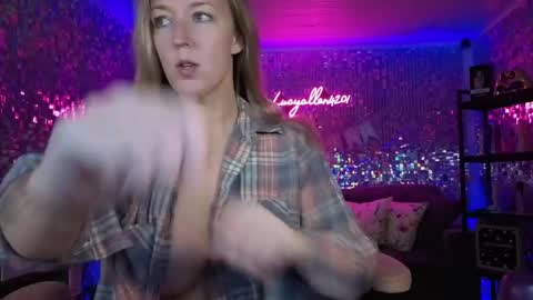 lucyallen4201 online show from 05/14/26, 10:11